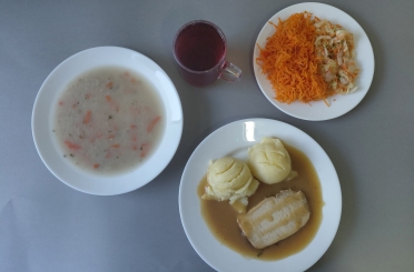 Obiad dieta z ograniczeniem łatwo przyswajalnych węglowodanów