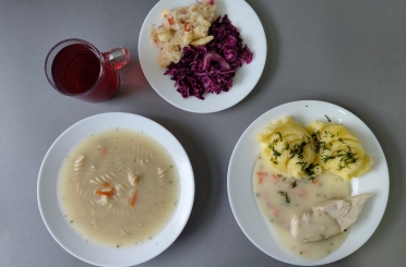 Obiad dieta z ograniczeniem łatwo przyswajalnych węglowodanów