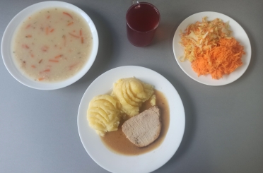 Obiad dieta z ograniczeniem łatwo przyswajalnych węglowodanów