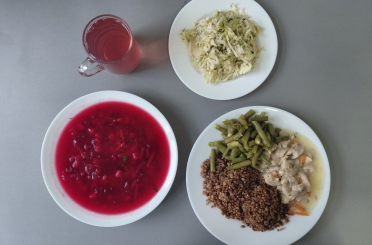 Obiad dieta z ograniczeniem łatwo przyswajalnych węglowodanów