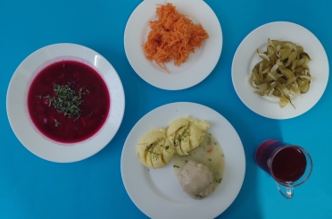 Obiad dieta z ograniczeniem łatwo przyswajalnych węglowodanów