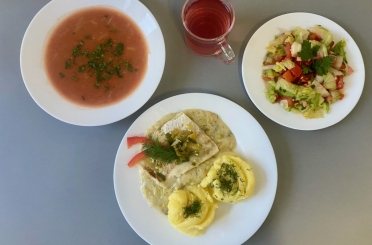 Obiad dieta z ograniczeniem łatwo przyswajalnych węglowodanów