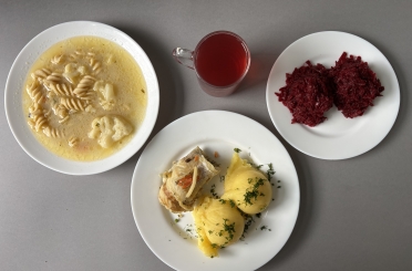 Obiad dieta z ograniczeniem łatwo przyswajalnych węglowodanów