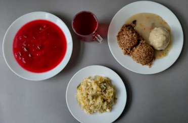 Obiad dieta z ograniczeniem łatwo przyswajalnych węglowodanów