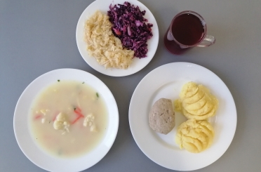 Obiad dieta z ograniczeniem łatwo przyswajalnych węglowodanów