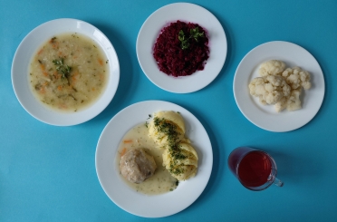 Obiad dieta z ograniczeniem łatwo przyswajalnych węglowodanów